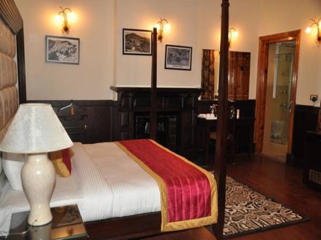 Hotel Southgate Шимла Екстериор снимка