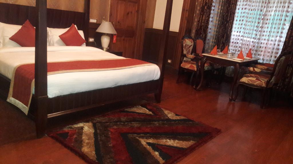 Hotel Southgate Шимла Екстериор снимка