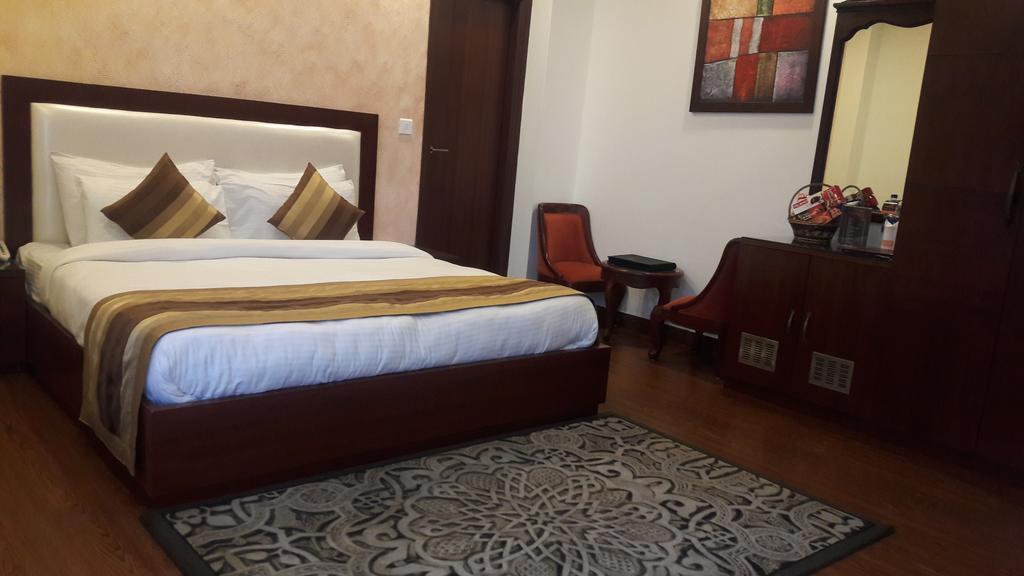 Hotel Southgate Шимла Екстериор снимка